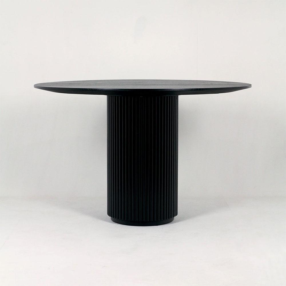 Tables - INTERIORTONIC